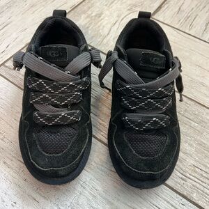 UGG Kids Black Lowmel